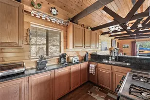 220 N Shore Dr, Fawnskin, CA 92333 - Photo 15