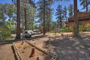 1412 Malabar Way, Big Bear City, CA 92314 - Photo 29