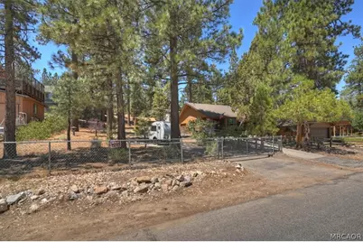 1412 Malabar Way, Big Bear City, CA 92314 - Photo 13