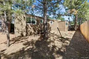 391 Montclair Dr, Big Bear City, CA 92314 - Photo 27