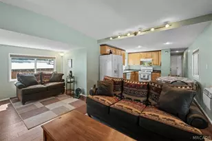 391 Montclair Dr, Big Bear City, CA 92314 - Photo 7