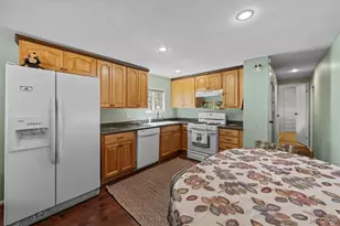 391 Montclair Dr, Big Bear City, CA 92314 - Photo 15
