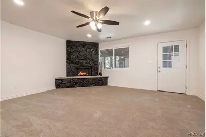 448 Victoria Lane, Sugarloaf, CA 92386 - Photo 27
