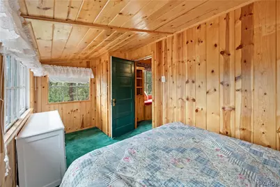 376 Pine Hill Drive, Fawnskin, CA 92333 - Photo 21