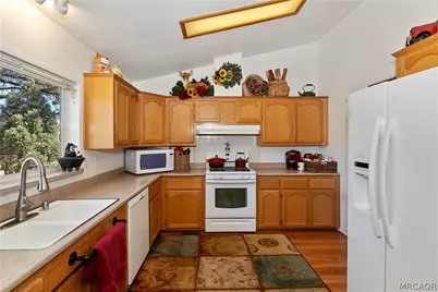 47070 Skyview Drive, Big Bear City, CA 92314 - Photo 19