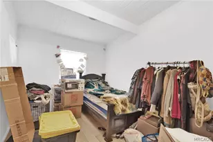 923 Hallwood Ave, Pomona, CA 91767 - Photo 17