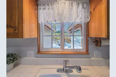 39158 Chincapin Road, Big Bear Lake, CA 92315 - Photo 35
