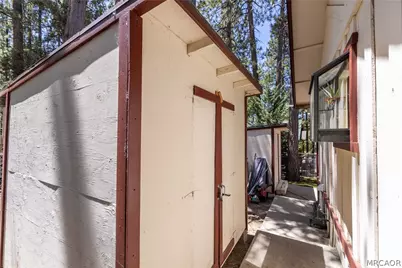 450 Crystal Lake Road, Big Bear Lake, CA 92315 - Photo 23