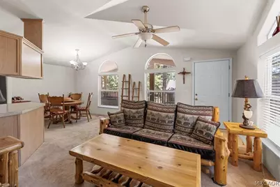 2016 Mahogany Lane, Big Bear City, CA 92314 - Photo 9