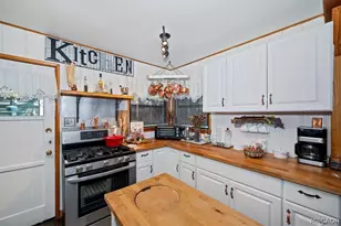 39252 Mohawk Dr, Fawnskin, CA 92333 - Photo 13