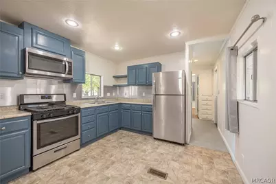 391 Montclair Drive #9, Big Bear City, CA 92314 - Photo 19