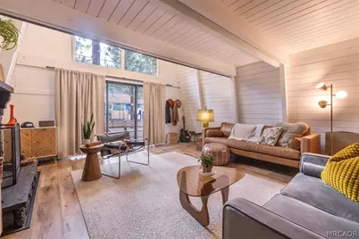 909 W Rainbow Boulevard, Big Bear City, CA 92314 - Photo 9