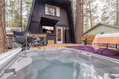 909 W Rainbow Boulevard, Big Bear City, CA 92314 - Photo 35