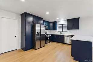 24612 Bernard Dr, Crestline, CA 92325 - Photo 11