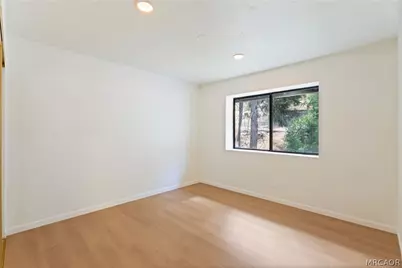 24612 Bernard Drive, Crestline, CA 92325 - Photo 23