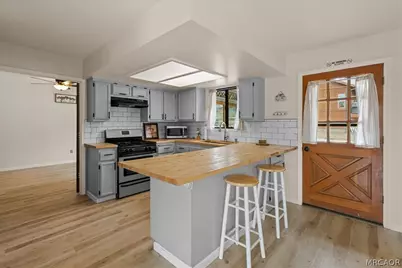 1113 W North Shore Drive, Big Bear City, CA 92314 - Photo 13