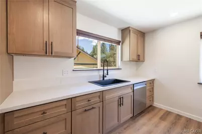 304 Greenspot Boulevard, Big Bear City, CA 92314 - Photo 19