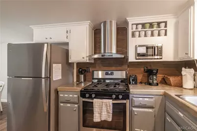733 Summit Boulevard #2, Big Bear City, CA 92315 - Photo 9