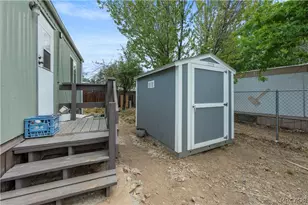 391 Montclair Dr, Big Bear City, CA 92314 - Photo 17