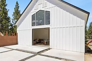647 Temple Ln, Big Bear Lake, CA 92315 - Photo 35
