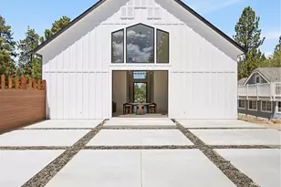 647 Temple Ln, Big Bear Lake, CA 92315 - Photo 31
