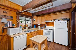 459 Jeffries Rd, Big Bear Lake, CA 92315 - Photo 9