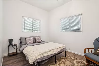 670 Villa Grove Avenue, Big Bear City, CA 92314 - Photo 21