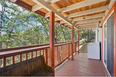670 Villa Grove Avenue, Big Bear City, CA 92314 - Photo 27