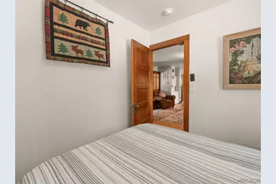 40083 Lakeview Drive, Big Bear Lake, CA 92315 - Photo 19
