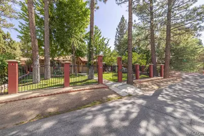 500 E Meadow Lane, Big Bear City, CA 92314 - Photo 3