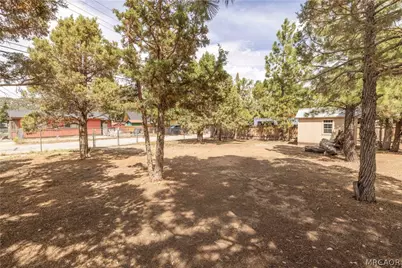 908 Spruce Lane, Big Bear City, CA 92314 - Photo 31