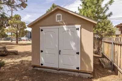 908 Spruce Lane, Big Bear City, CA 92314 - Photo 23