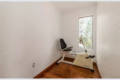 1772 Columbine Drive, Big Bear City, CA 92314 - Photo 23
