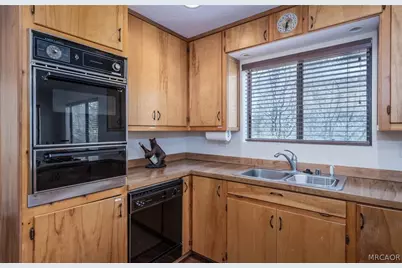 1772 Columbine Drive, Big Bear City, CA 92314 - Photo 15
