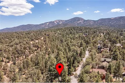 528 Villa Grove Avenue, Big Bear City, CA 92314 - Photo 23