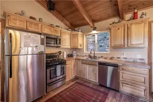 528 Villa Grove Ave, Big Bear City, CA 92314 - Photo 7
