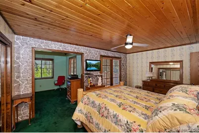 911 Panamint Mountain Drive, Big Bear City, CA 92314 - Photo 17