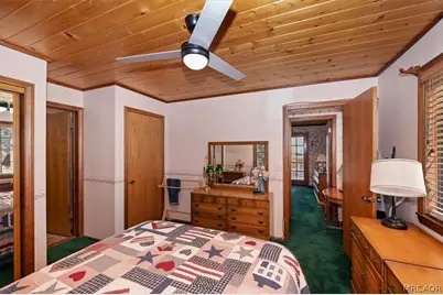 911 Panamint Mountain Drive, Big Bear City, CA 92314 - Photo 23