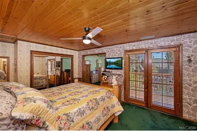911 Panamint Mountain Drive, Big Bear City, CA 92314 - Photo 15