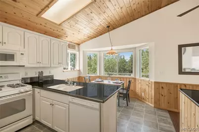 777 Medicine Mans Place, Big Bear Lake, CA 92315 - Photo 27
