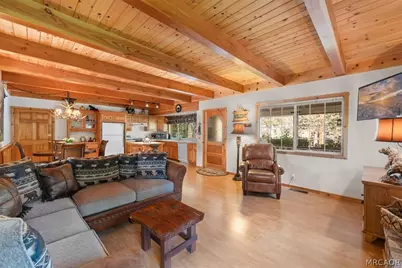 416 Pineview Drive, Big Bear City, CA 92314 - Photo 7