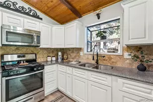 937 E Fairway Blvd, Big Bear City, CA 92314 - Photo 11