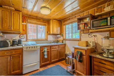 365 Georgia Street, Big Bear Lake, CA 92315 - Photo 7