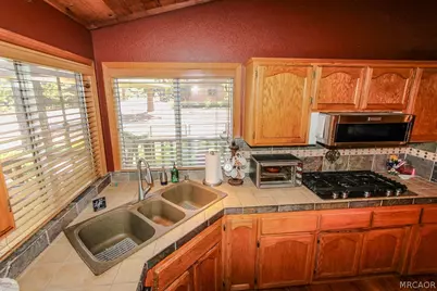 401 Pintail Drive, Big Bear City, CA 92314 - Photo 13
