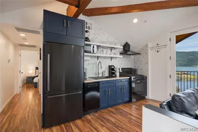 808 Penninsula Lane, Big Bear City, CA 92315 - Photo 13