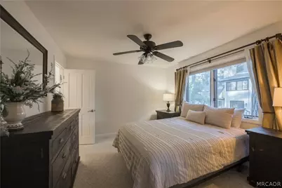27598 Meadow Bay Drive, Lake Arrowhead, CA 92352 - Photo 33