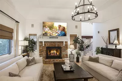 27598 Meadow Bay Drive, Lake Arrowhead, CA 92352 - Photo 5