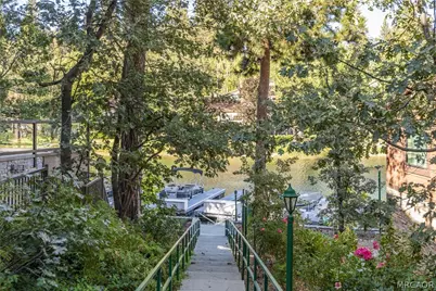 27598 Meadow Bay Drive, Lake Arrowhead, CA 92352 - Photo 49
