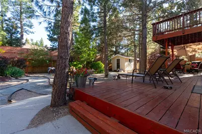 436 E Fairway Boulevard, Big Bear City, CA 92314 - Photo 17