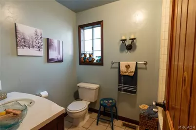436 E Fairway Boulevard, Big Bear City, CA 92314 - Photo 7